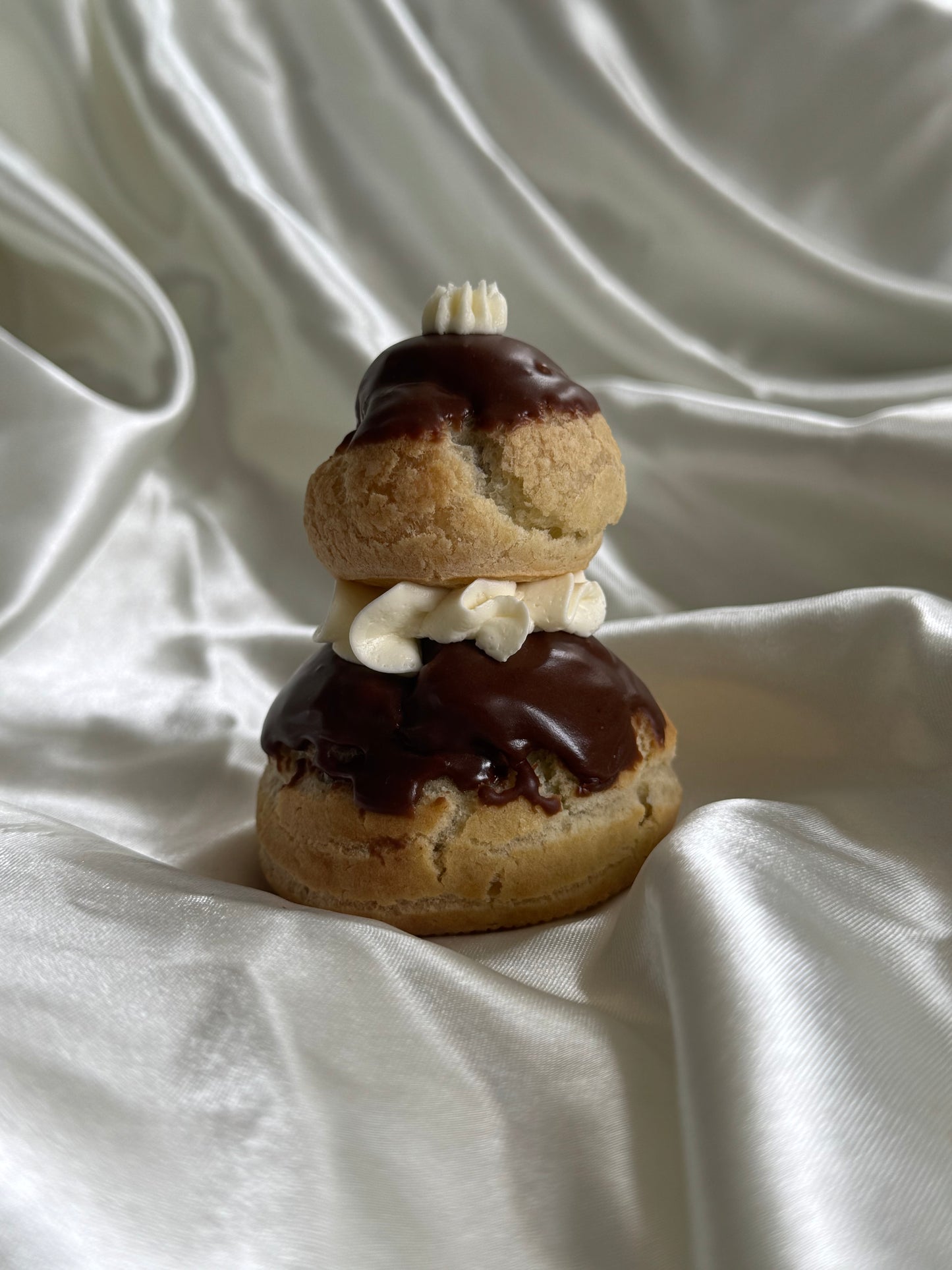 Religieuses (Chocolate or Coffee)
