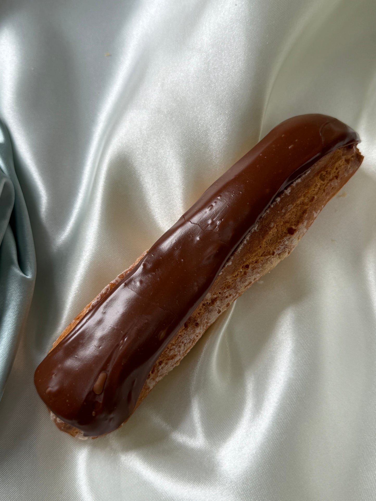 Eclair au chocolat