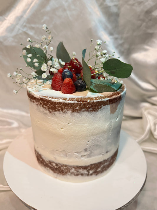 Naked Cake (Mascarpone Chantilly)